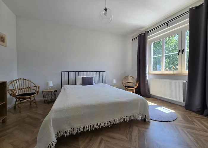 Apartment Black&white *